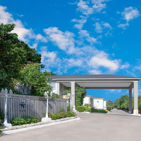 Days Inn by Wyndham Suites Fredericksburg Exterior foto