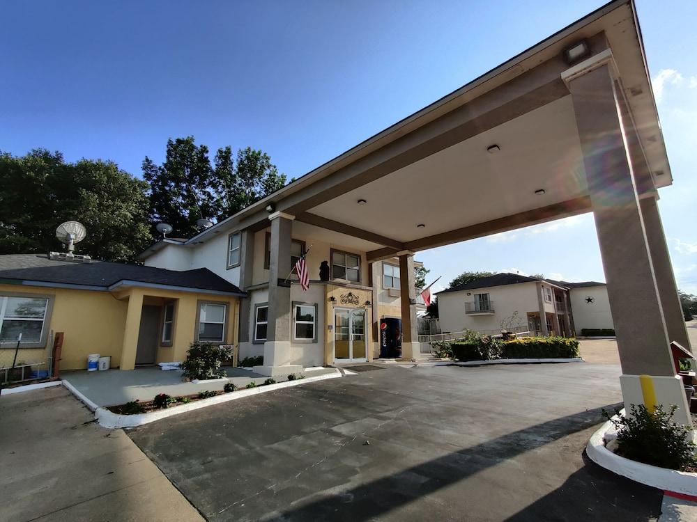 Days Inn by Wyndham Suites Fredericksburg Exterior foto