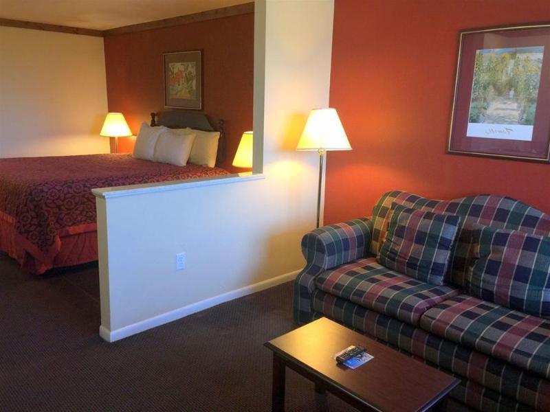 Days Inn by Wyndham Suites Fredericksburg Exterior foto